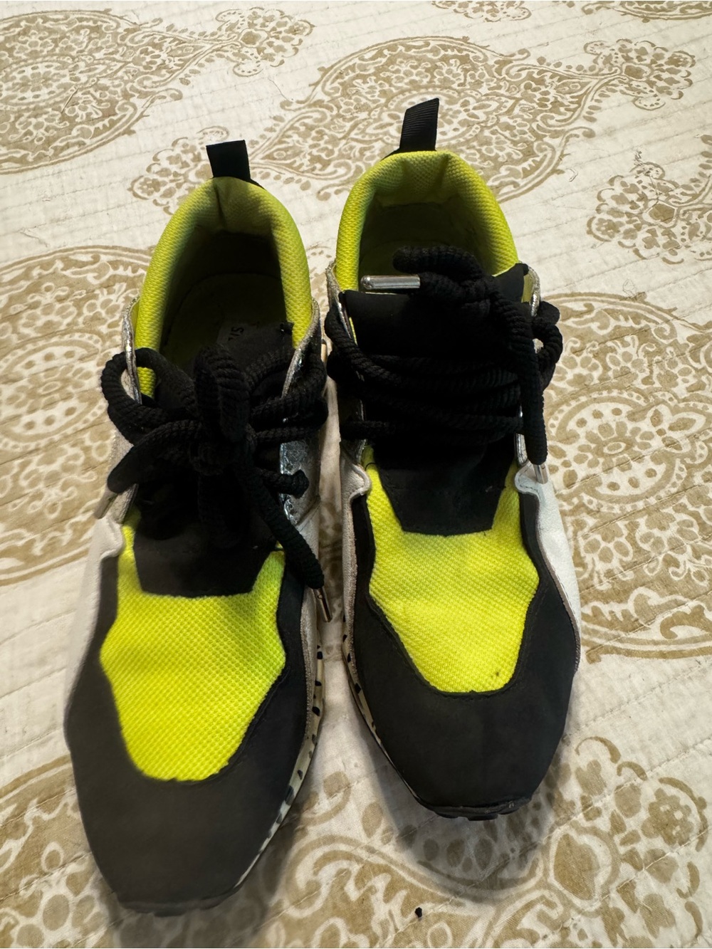Women’s Steve Madden Neon Yellow & Black Athletic Sneakers